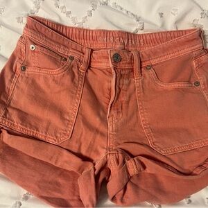 American Eagle size 00-4 peach/pink denim shorts